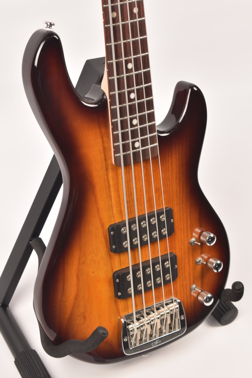 G&L Tribute L-2500
