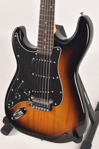 G&L Tribute Legacy "Lefty", 3-Tone Sunburst