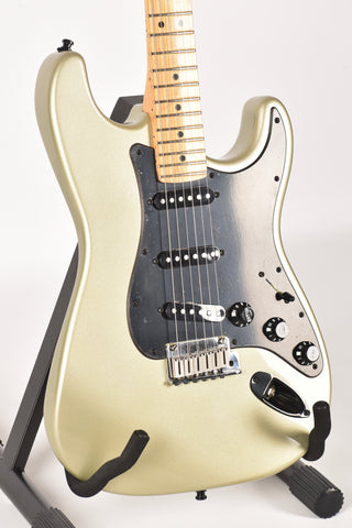 USED 1996 Fender American Standard Stratocaster, Inca Silver with Hardcase